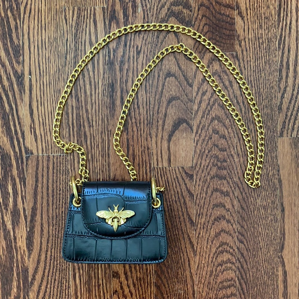 4” mini Bee clutch